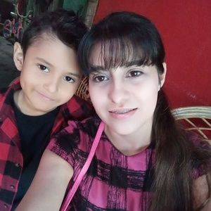 Meet your Posher, Esmeralda